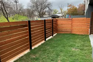 2209 S 1st St, Austin, TX 78704 - Photo 12