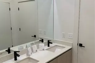 2209 S 1st St, Austin, TX 78704 - Photo 10