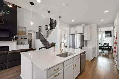 311 Bear Oak Street, Hutto, TX 78634 - Photo 6