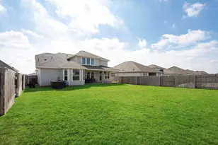 311 Bear Oak St, Hutto, TX 78634 - Photo 32