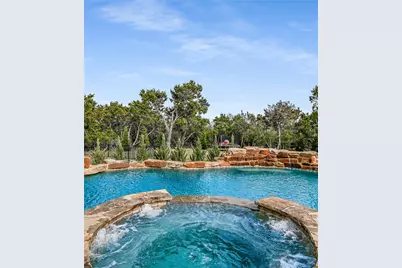 2030 Palos Verdes, Leander, TX 78641 - Photo 2