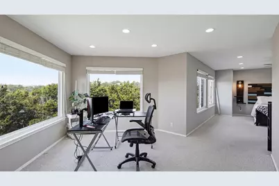 3744 Top Rock Lane, Round Rock, TX 78681 - Photo 2