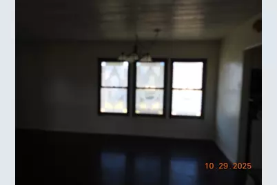 2510 Meadow Lane, Taylor, TX 76574 - Photo 4