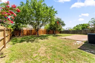 1713 Candlelight Dr, Leander, TX 78641 - Photo 36
