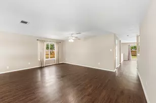 1713 Candlelight Dr, Leander, TX 78641 - Photo 4