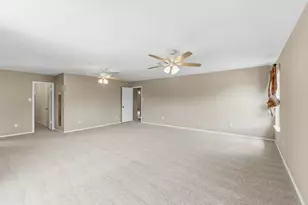 1713 Candlelight Dr, Leander, TX 78641 - Photo 28