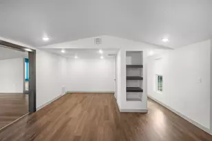 962 Sh 304, Bastrop, TX 78602 - Photo 14