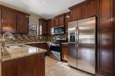 1400 N Cuernavaca Drive #B, Austin, TX 78733 - Photo 4