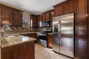 1400 N Cuernavaca Dr, Austin, TX 78733 - Photo 4