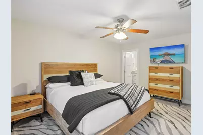 1206 Deloney Street #B, Austin, TX 78721 - Photo 26