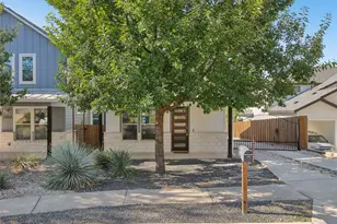 1206 Deloney St, Austin, TX 78721 - Photo 12