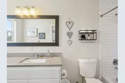 1206 Deloney Street #B, Austin, TX 78721 - Photo 32