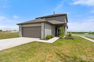 337 Porter Country Pkwy, Buda, TX 78610 - Photo 2