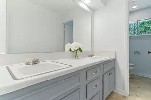 2401 Homedale Cir, Austin, TX 78704 - Photo 16