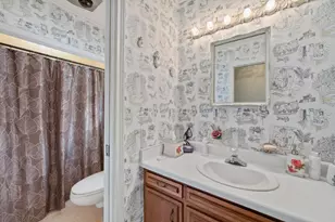 699 Floral Ave, New Braunfels, TX 78130 - Photo 24