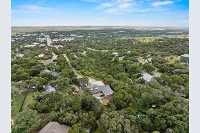 699 Floral Avenue, New Braunfels, TX 78130 - Photo 34