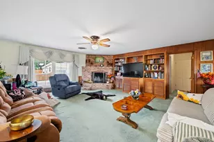 699 Floral Ave, New Braunfels, TX 78130 - Photo 12