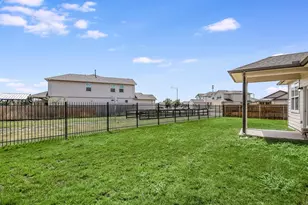 413 Rainmaker Ln, Bastrop, TX 78602 - Photo 28