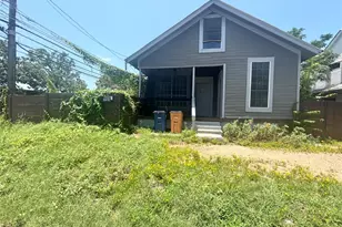 2410 E 12th St, Austin, TX 78702 - Photo 2