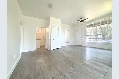 2410 E 12th Street, Austin, TX 78702 - Photo 4