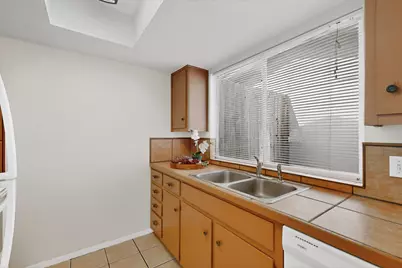 10003 E Rutland Village #B-left, Austin, TX 78758 - Photo 6