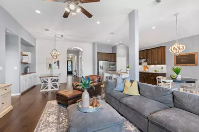 304 Miracle Rose Way, Liberty Hill, TX 78642 - Photo 6