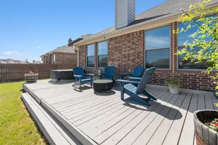 304 Miracle Rose Way, Liberty Hill, TX 78642 - Photo 32