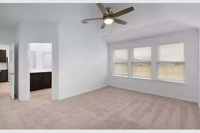 13721 Tucker Hedge Pass, Elgin, TX 78621 - Photo 14