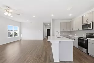238 Seattle Slew Dr, Jarrell, TX 76537 - Photo 2