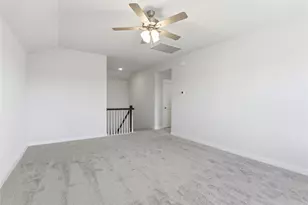 238 Seattle Slew Dr, Jarrell, TX 76537 - Photo 10