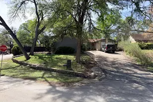 2 Acacia Dr, Wimberley, TX 78676 - Photo 4