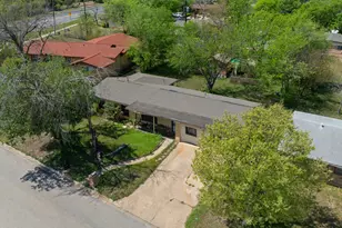 4802 Tannehill Ln, Austin, TX 78723 - Photo 2