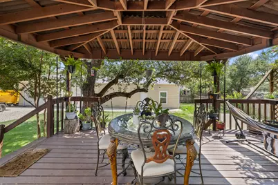 1102 Oak Hollow Drive, Leander, TX 78641 - Photo 22