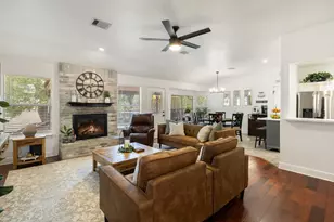 1102 Oak Hollow Dr, Leander, TX 78641 - Photo 6