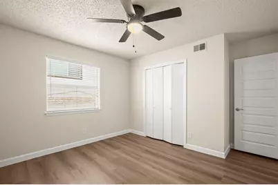 2408 Longview Street #112, Austin, TX 78705 - Photo 10