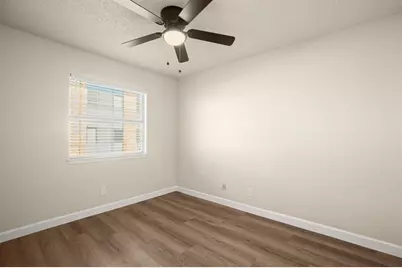 2408 Longview Street #112, Austin, TX 78705 - Photo 12