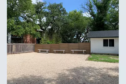 6706 Circle S Road #B, Austin, TX 78745 - Photo 14