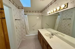 8 Stonehouse Cir, Wimberley, TX 78676 - Photo 10