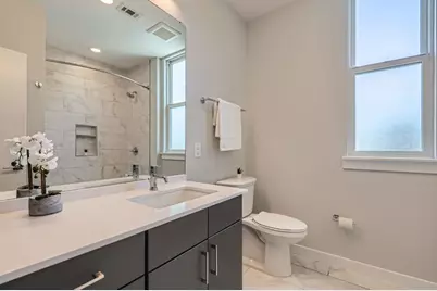 900 S 1st Street #212, Austin, TX 78704 - Photo 20