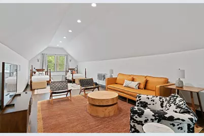 1204 E 13th Street, Georgetown, TX 78626 - Photo 4