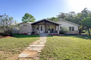 842 Cougar Dr, Canyon Lake, TX 78133 - Photo 34