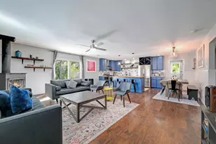 842 Cougar Dr, Canyon Lake, TX 78133 - Photo 2