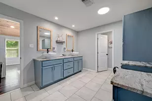 842 Cougar Dr, Canyon Lake, TX 78133 - Photo 12