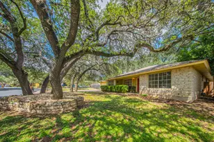 4504 Langtry Ln, Austin, TX 78749 - Photo 4