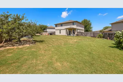 133 Lavaca Loop, Hutto, TX 78634 - Photo 2