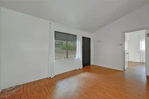 515 Pecan Grove Rd, Austin, TX 78704 - Photo 4