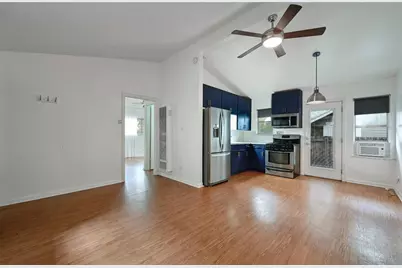 515 Pecan Grove Rd #A, Austin, TX 78704 - Photo 6