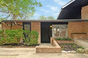 515 Pecan Grove Rd, Austin, TX 78704 - Photo 2