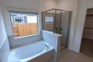 612 Silent Crk Cv, Georgetown, TX 78628 - Photo 22