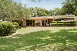 930 Electra, Lakeway, TX 78734 - Photo 2